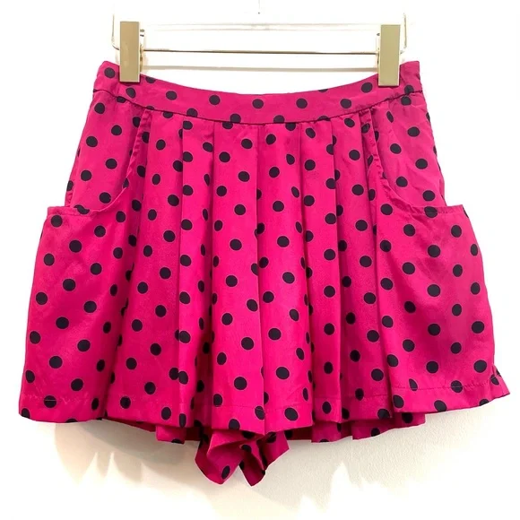 Forever 21 Hot Pink & Black Polka Dot High-Waisted Pleated Flared Pocket Shorts - Picture 3 of 11